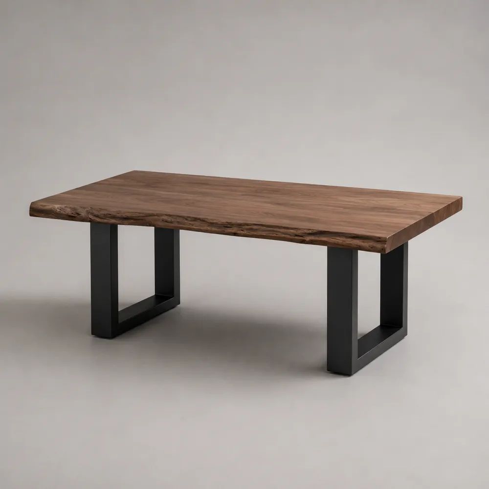 Rechteckiger Couchtisch aus massivem Akazienholz und Metall mit Baumkante, Braun/Schwarz, 110 × 60 × 45 cm